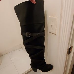 Heel boots
